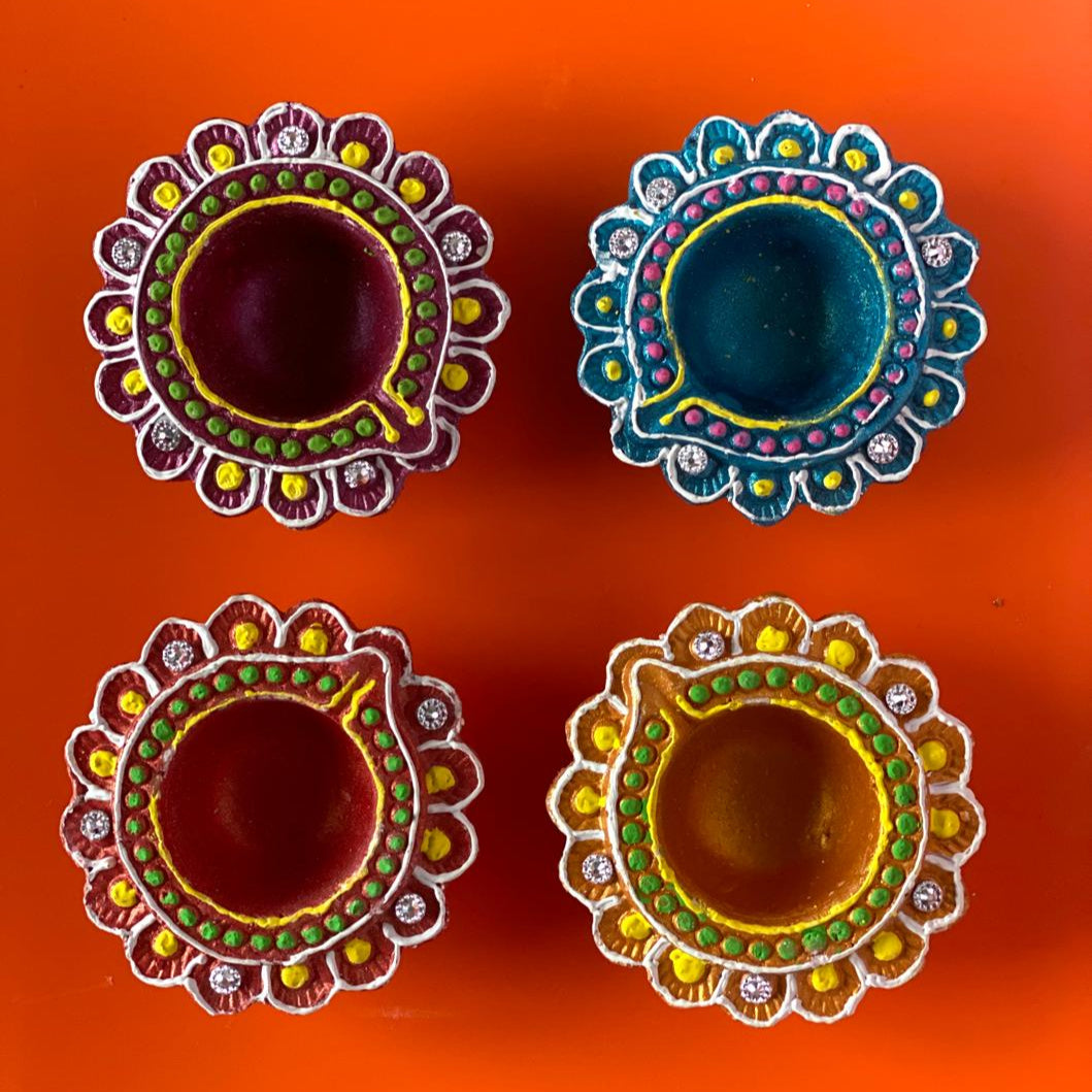 Diwali Supply Diyas – Handcrafted Candle Holders