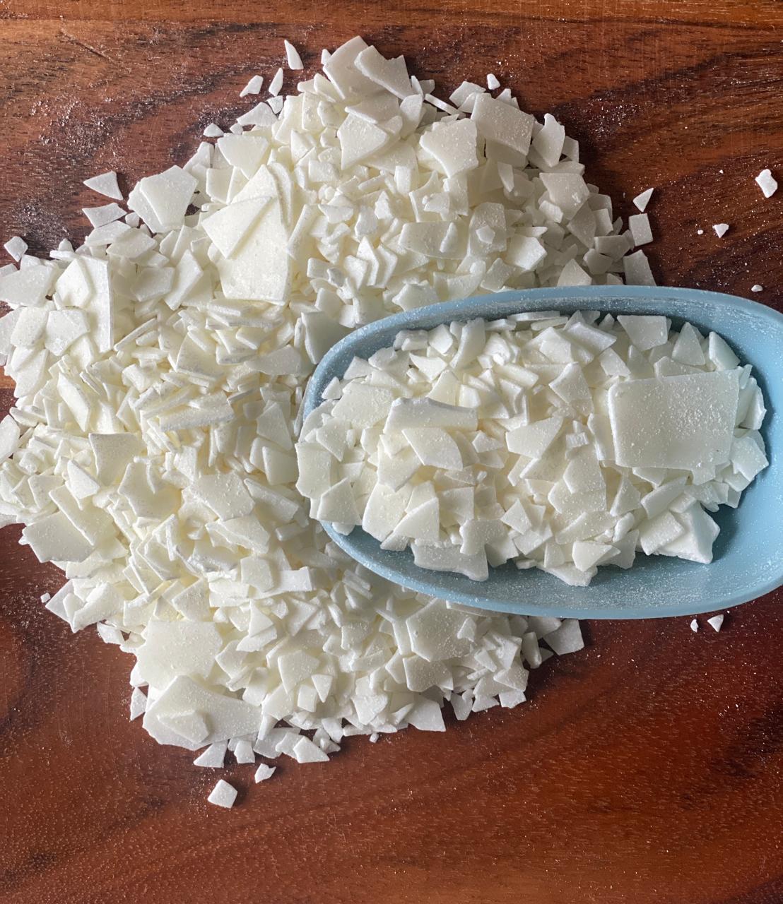 Golden Soy Flakes – Soy Wax| Pro-Grade for Smooth Jar Candles